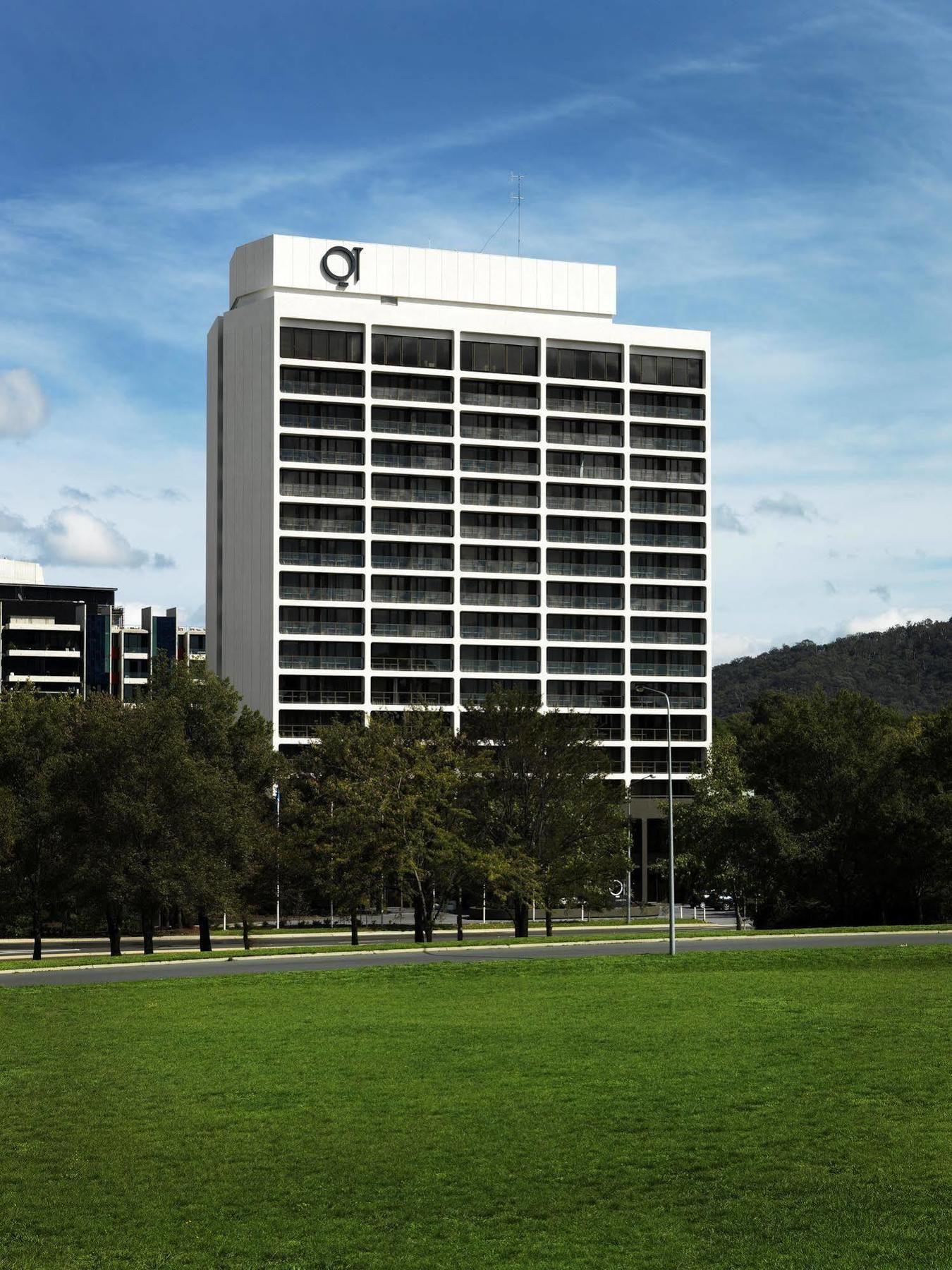 Qt Canberra Extérieur photo
